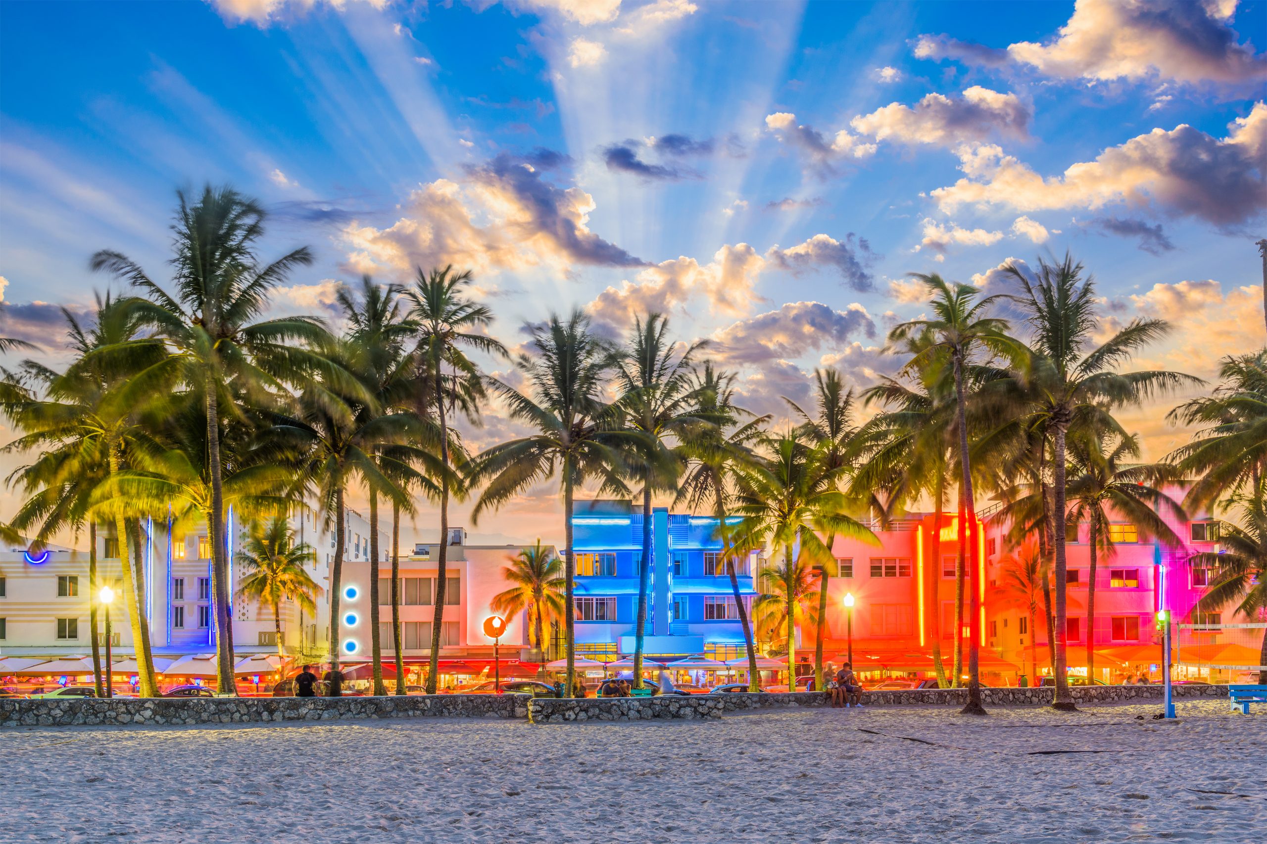 Miami Art Deco with Outdoor Lighting Services